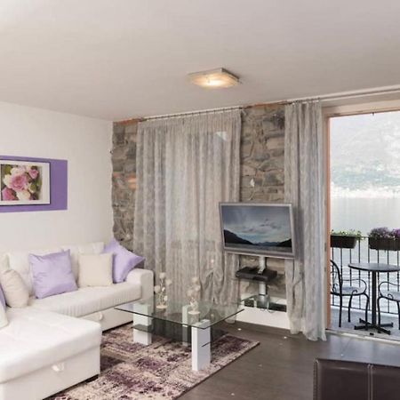 Appartamento Luxury Lakefront Maisonette Lezzeno Esterno foto